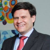 Dr. Pedro Bastos